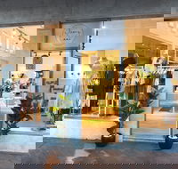 Ivory Lane Boutique - Tourism Noosa