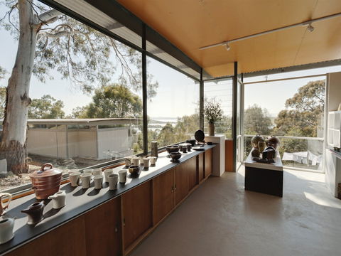 Ridgeline Pottery - Tourism Noosa 1