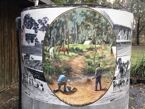 Tatong Tavern Water Tank - Tourism Noosa 0