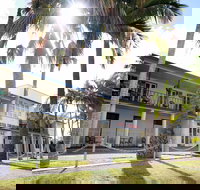 Theodore - Tourism Noosa