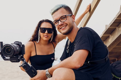 Hire Photographer, Professional Photo Shoot - Sydney - Tourism Noosa 4