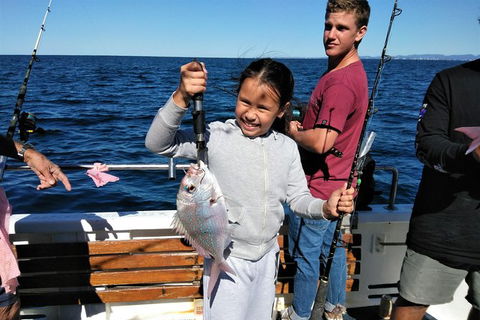 Fishing In The Marina Mirage - Tourism Noosa 8
