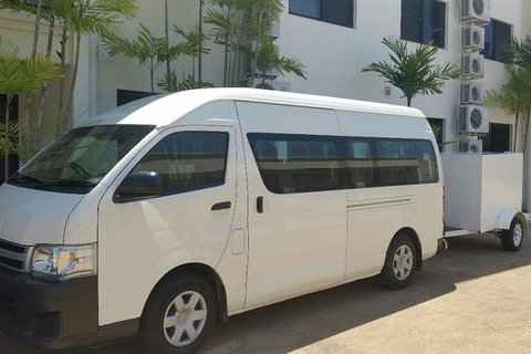 Airport Transfer To Or From Cairns Hotels For Up To 13 People (7am-10pm) - Tourism Noosa 0