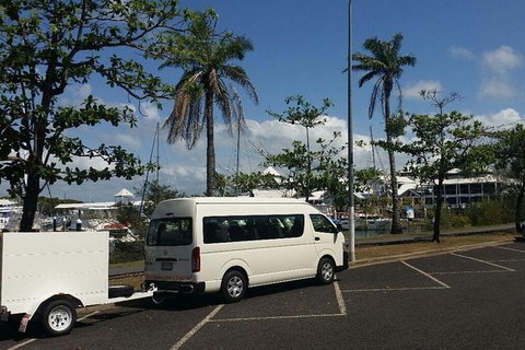 Airport Transfer To Or From Cairns Hotels For Up To 13 People (7am-10pm) - Tourism Noosa 4