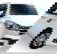 Luxury Van Private Transfer Cairns Airport - Cairns City - Tourism Noosa