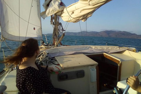 Sailing Boat Overnight Live Aboard Experience Townsville - Tourism Noosa 2