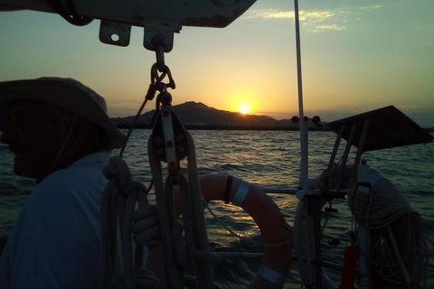 Sailing Boat Overnight Live Aboard Experience Townsville - Tourism Noosa 1