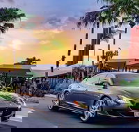 Maserati Quattroporte Limousine Transfer Cairns Airport to City - Tourism Noosa