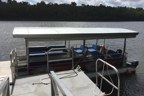 IMAX Private Transfer 7 Guests Cairns Airport To Hotels In Port Douglas - Tourism Noosa 3