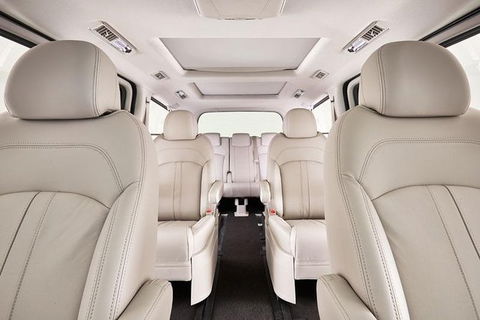Luxury Van, Private Transfer, Palm Cove - Cairns - Tourism Noosa 1
