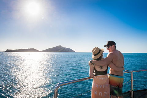 Day Sail The Whitsunday Islands On Atlantic Clipper From Airlie Beach - Tourism Noosa 5