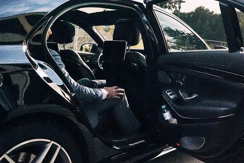 Arrival Private Transfers: Adelaide Airport ADL To Adelaide In Business Car - Tourism Noosa 4