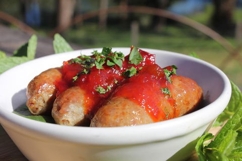 Family Lunch - Tapas And Wine For 4 People - Tourism Noosa 0