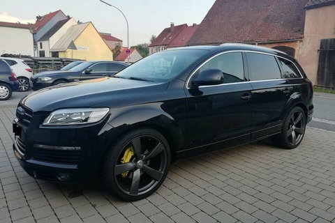 Chauffeur SUV Limo Melbourne Airport To CBD - Tourism Noosa 3