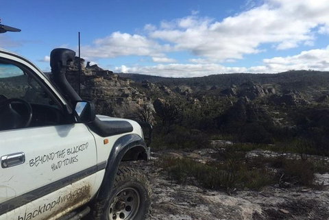 Explore Blue Mountains: 4WD Adventure 1 Day Tour With Local Guide - Tourism Noosa 1