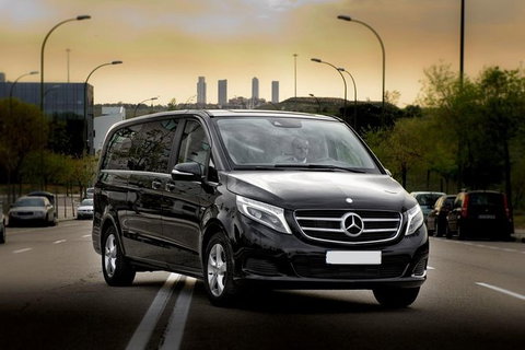 Arrival Private Transfer Melbourne Airport MEL To Melbourne City By Luxury Van - Tourism Noosa 0