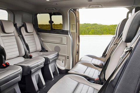 Arrival Private Transfer Melbourne Airport MEL To Melbourne City By Luxury Van - Tourism Noosa 5