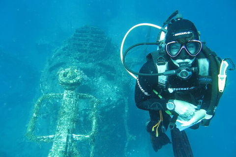 PADI Open Water Course - Tourism Noosa 0