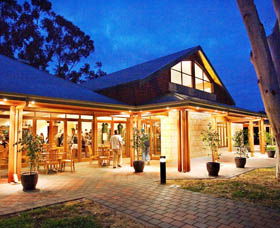 Elmar's In The Valley - Tourism Noosa 0