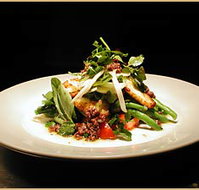 Centennial Hotel - Tourism Noosa