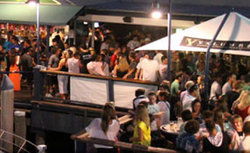 Fishermans Wharf Tavern - Tourism Noosa 0