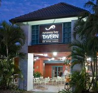 Runaway Bay Tavern - Tourism Noosa