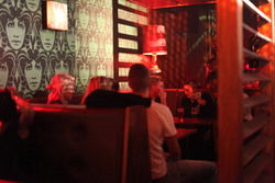 The Lounge - Tourism Noosa 0