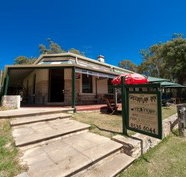 Greenman Inn - Tourism Noosa