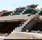 Cardinia Park Hotel - Tourism Noosa