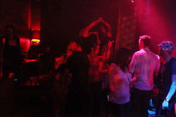 The Lounge - Tourism Noosa 1