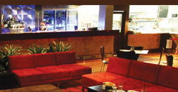 Fishermans Wharf Tavern - Tourism Noosa 2