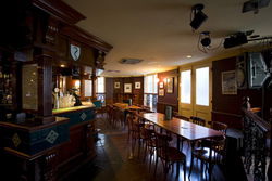 Bridie O'Reilly's - Tourism Noosa 3