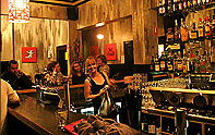 Edinburgh Castle Hotel - Tourism Noosa 3