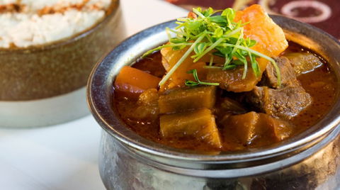 Ahmet's On Oxford Licensed Turkish Restaurant - Tourism Noosa 4