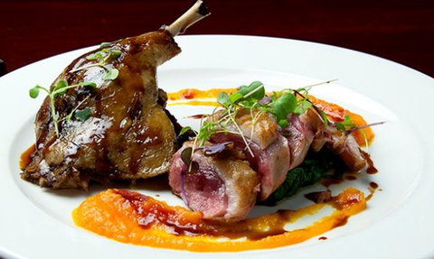 Red Rock Waterfront Bar & Grill - Tourism Noosa 3