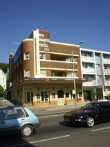 Arts Bar - Tourism Noosa 0
