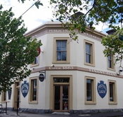 Steam Packet Hotel - Tourism Noosa