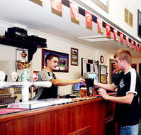 Knickerbocker Hotel - Tourism Noosa