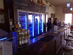 OP's Tavern - Tourism Noosa 1