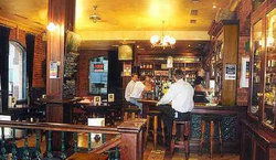 Pugg Mahones Irish Pub - Tourism Noosa 1