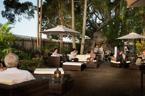 The Waterloo Bay Hotel - Tourism Noosa 4