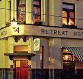 The Retreat Hotel - Tourism Noosa