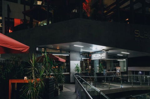 Slate Restaurant Bar - Tourism Noosa 0