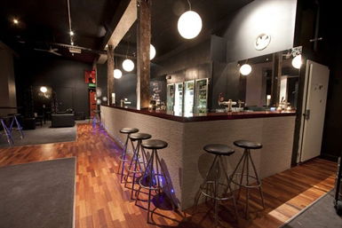 Clique Bar - Tourism Noosa 0