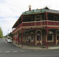 Ryans Hotel - Tourism Noosa