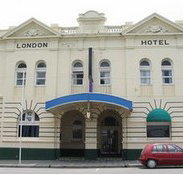 The London Hotel - Tourism Noosa