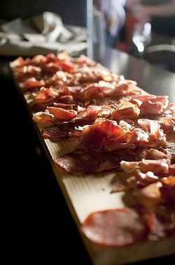 Pata Negra - Tourism Noosa 1