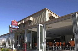 Victorian Tavern - Tourism Noosa 2
