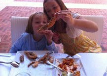 Andiamo Licensed Cafe Restaurant - Tourism Noosa 2
