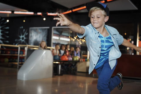 Strike Bowling Bar - QV - Tourism Noosa 3
